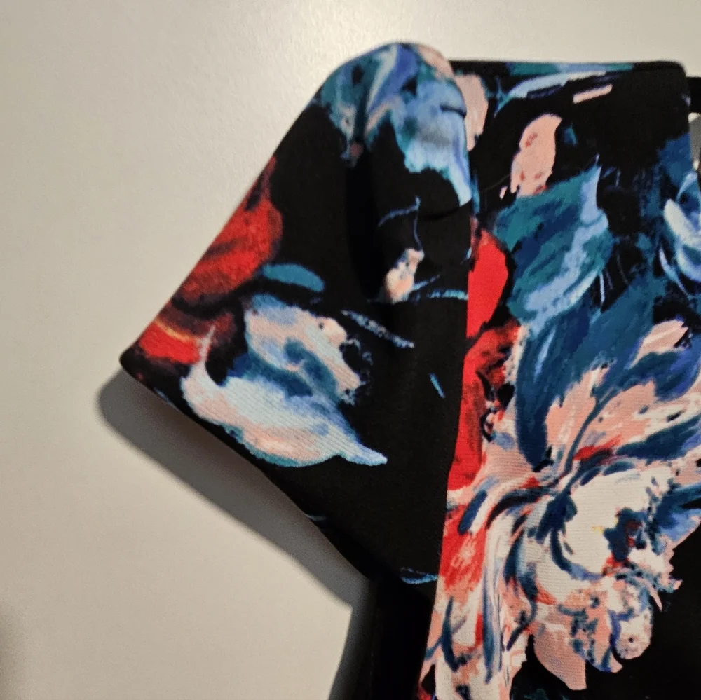 Betsey Johnson Black Floral Pencil Skirt Dress Size 2 - Picture 6 of 13